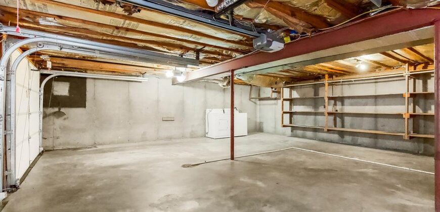 5908 NW Harris Drive, Kansas City, MO 64152