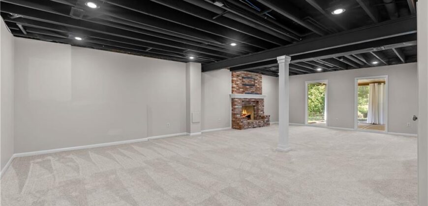 504 NW 47th Street, Kansas City, MO 64116
