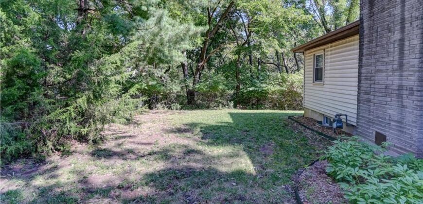 3606 NW 60th Terrace, Kansas City, MO 64151