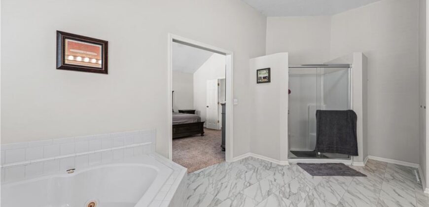 9407 N Tracy Avenue, Kansas City, MO 64155
