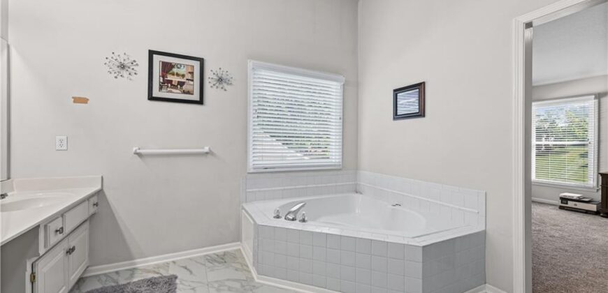 9407 N Tracy Avenue, Kansas City, MO 64155