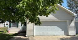 12211 N Pomona Avenue, Kansas City, MO 64163