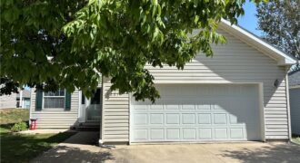 12211 N Pomona Avenue, Kansas City, MO 64163
