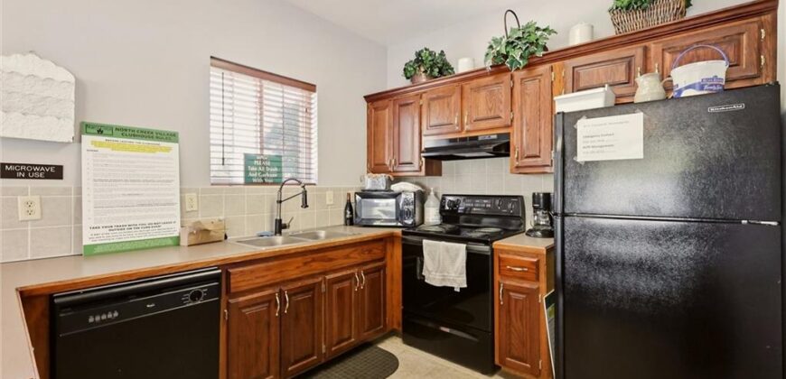 7905 NW 122nd Court, Kansas City, MO 64163