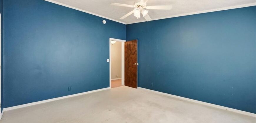 7905 NW 122nd Court, Kansas City, MO 64163