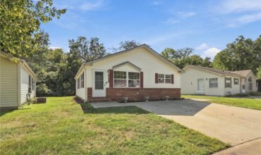 7905 NW 122nd Court, Kansas City, MO 64163