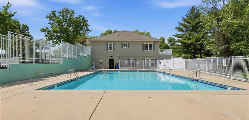 7905 NW 122nd Court, Kansas City, MO 64163