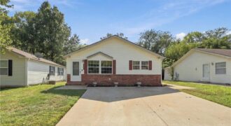 7905 NW 122nd Court, Kansas City, MO 64163