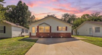 7905 NW 122nd Court, Kansas City, MO 64163