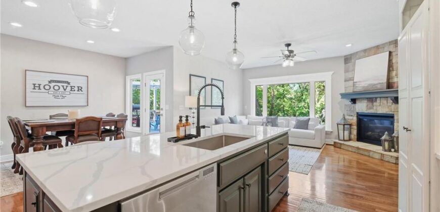 14550 NW 66th Street, Parkville, MO 64152