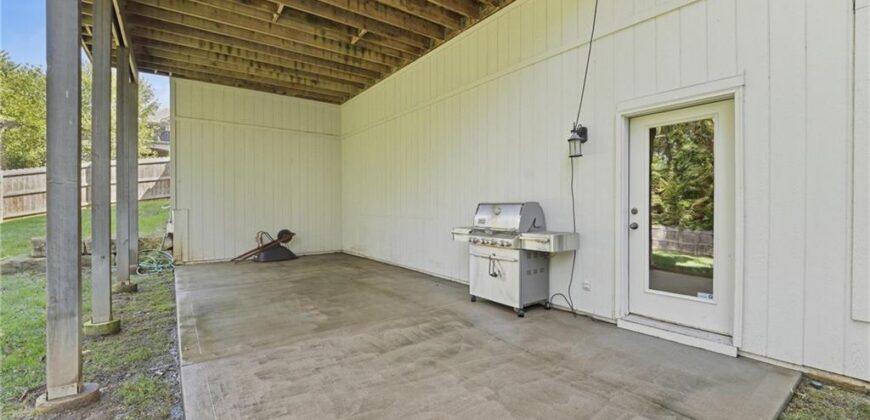 14550 NW 66th Street, Parkville, MO 64152
