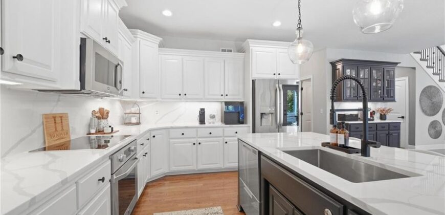 14550 NW 66th Street, Parkville, MO 64152