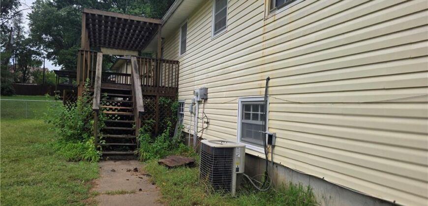 207 E 10th Street, Kearney, MO 6406