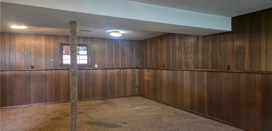 207 E 10th Street, Kearney, MO 6406