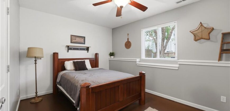 9908 N Lewis Avenue, Kansas City, MO 64157