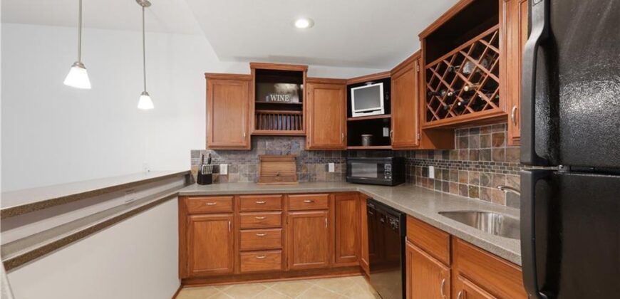 9908 N Lewis Avenue, Kansas City, MO 64157