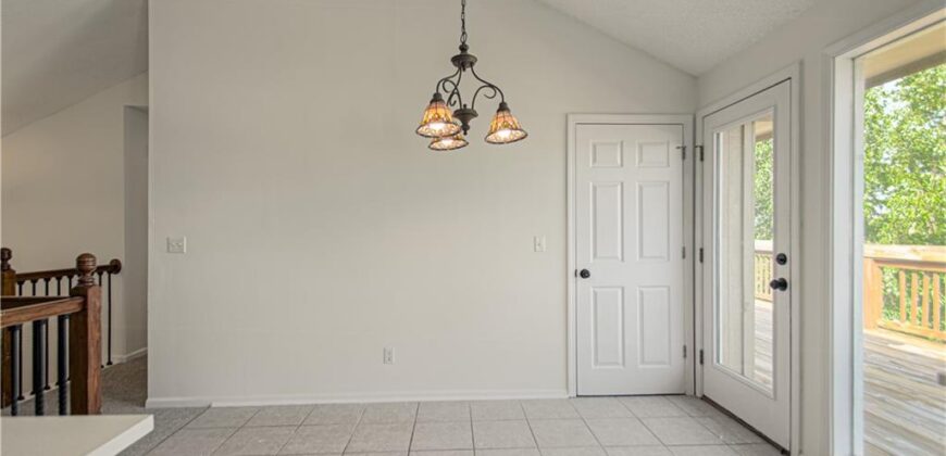 14105 LORA Street, Smithville, MO 64089