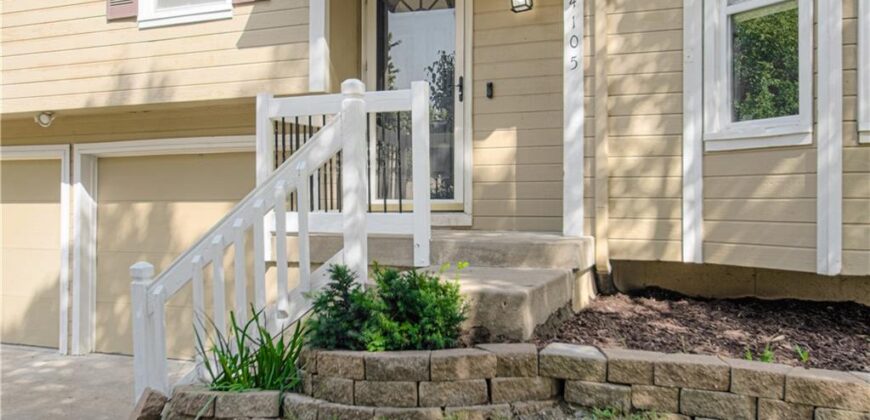14105 LORA Street, Smithville, MO 64089