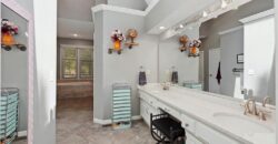 1732 NE 80th Place, Kansas City, MO 64118
