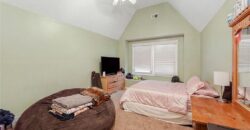 1732 NE 80th Place, Kansas City, MO 64118