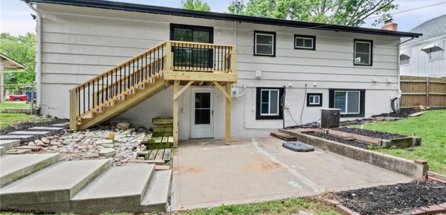 221 Wilshire Boulevard, Liberty, MO 64068