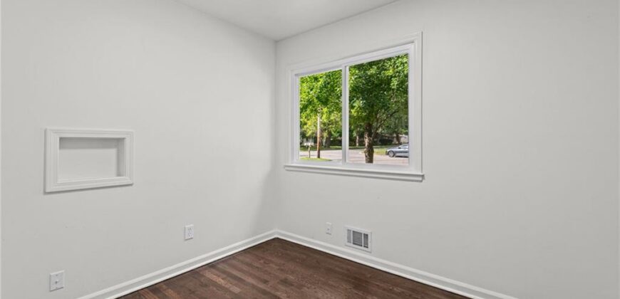 221 Wilshire Boulevard, Liberty, MO 64068