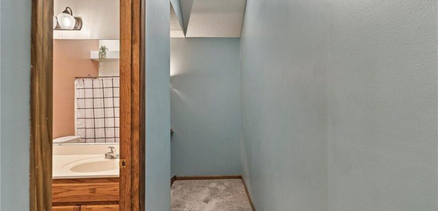 9101 NE 109th Terrace, Kansas City, MO 64157