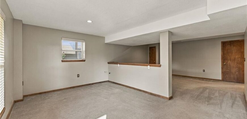 9101 NE 109th Terrace, Kansas City, MO 64157