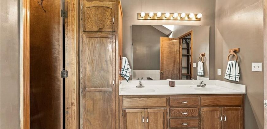 9101 NE 109th Terrace, Kansas City, MO 64157
