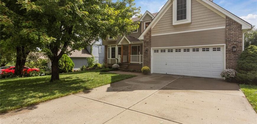 1533 Canterbury Lane, Liberty, MO 64068