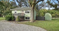 6310 NW Waukomis Drive, Kansas City, MO 64151
