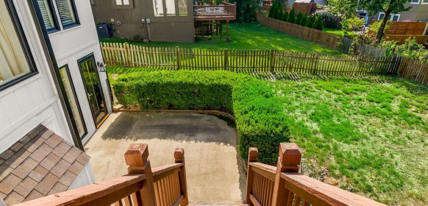 1104 White Birch Street, Liberty, MO 64068