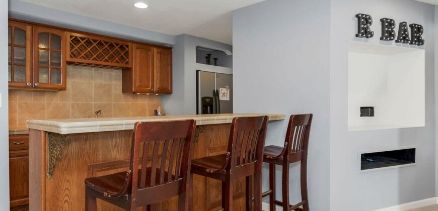 1104 White Birch Street, Liberty, MO 64068