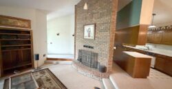 1405 Lynwood Court, Liberty, MO 64068