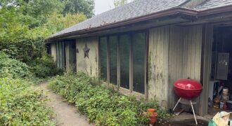 1405 Lynwood Court, Liberty, MO 64068