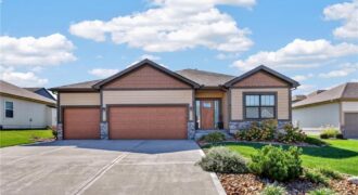 13755 NW 75th Street, Parkville, MO 64152
