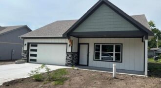 444 N Prarie Street, Liberty, MO 64068