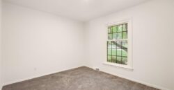 10106 NW Mirror Lake Drive, Kansas City, MO 64152