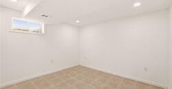 10106 NW Mirror Lake Drive, Kansas City, MO 64152