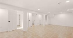10106 NW Mirror Lake Drive, Kansas City, MO 64152