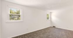 10106 NW Mirror Lake Drive, Kansas City, MO 64152