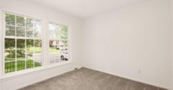 10106 NW Mirror Lake Drive, Kansas City, MO 64152