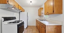 2404 NE Shady Lane Drive, Gladstone, MO 64118