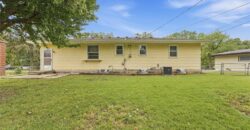 2404 NE Shady Lane Drive, Gladstone, MO 64118