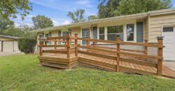 2404 NE Shady Lane Drive, Gladstone, MO 64118