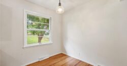 2404 NE Shady Lane Drive, Gladstone, MO 64118