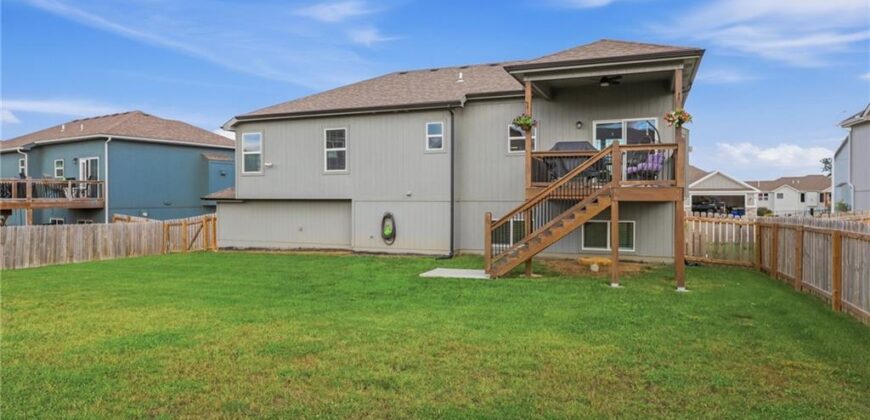 11718 N Manning Avenue, Kansas City, MO 64157
