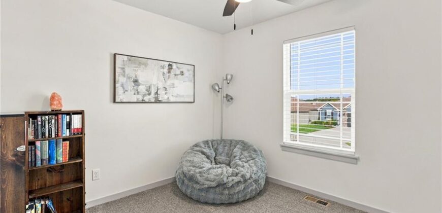 11718 N Manning Avenue, Kansas City, MO 64157