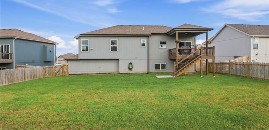 11718 N Manning Avenue, Kansas City, MO 64157