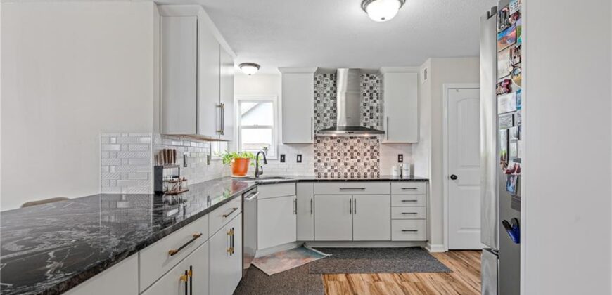 11404 N Bristol Avenue, Kansas City, MO 64156